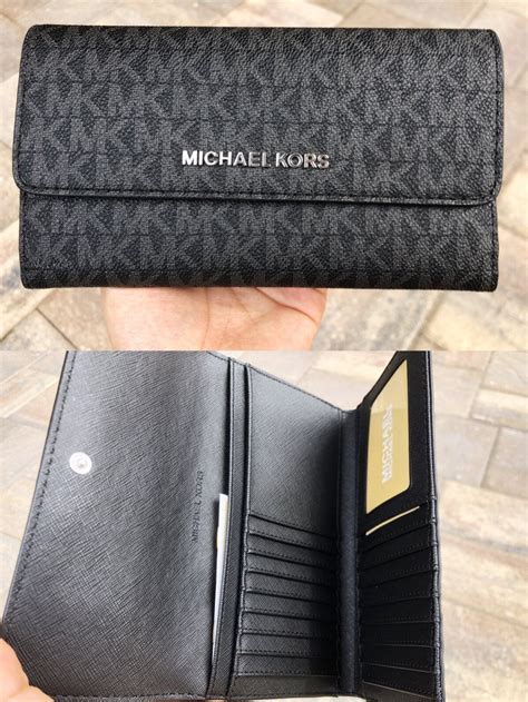 michael kors logo trifold wallet|Michael Kors trifold wallet women.